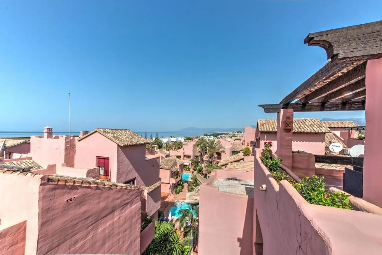 Apartment Luxury Penthouse In Jardines De Don Carlos Marbella