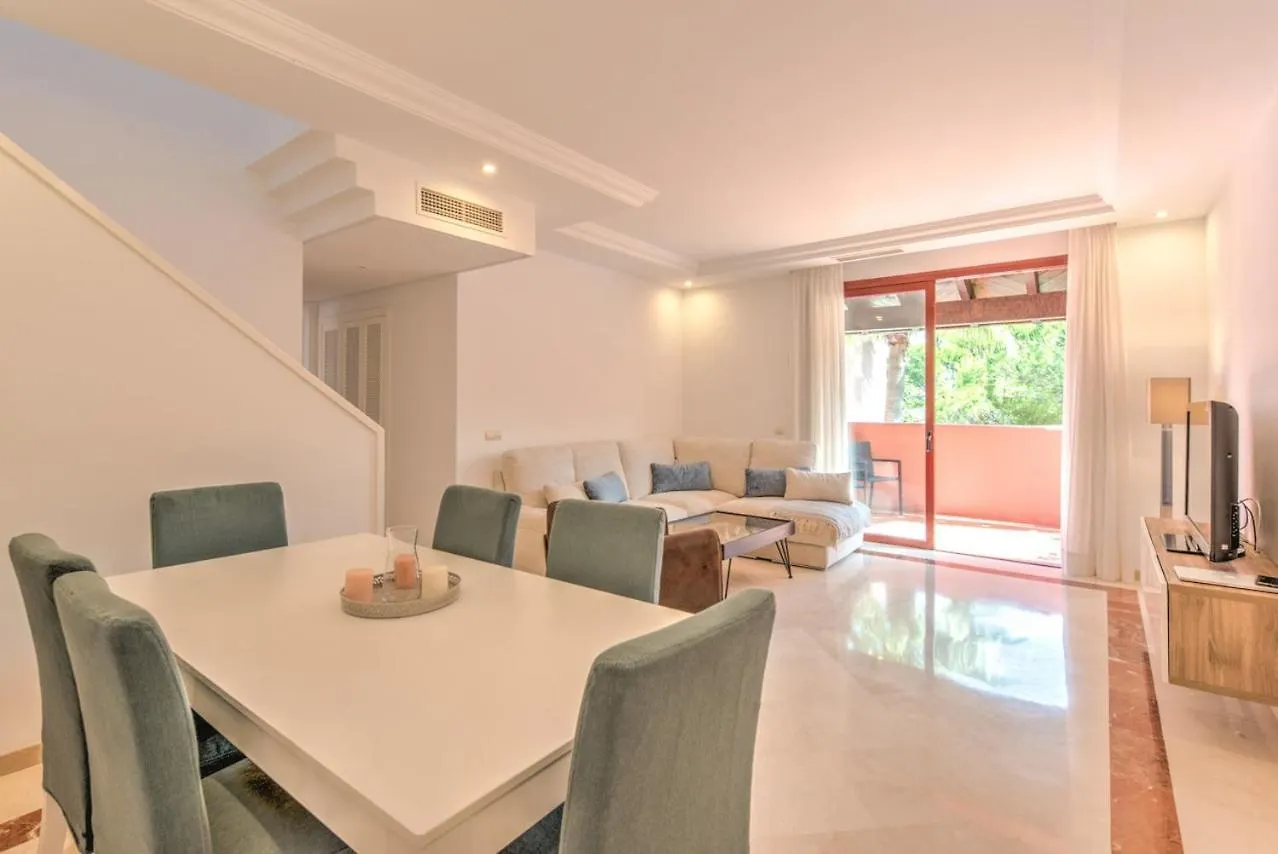 Luxury Penthouse In Jardines De Don Carlos Marbella