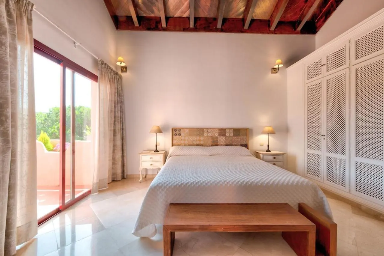 Luxury Penthouse In Jardines De Don Carlos Marbella Spain